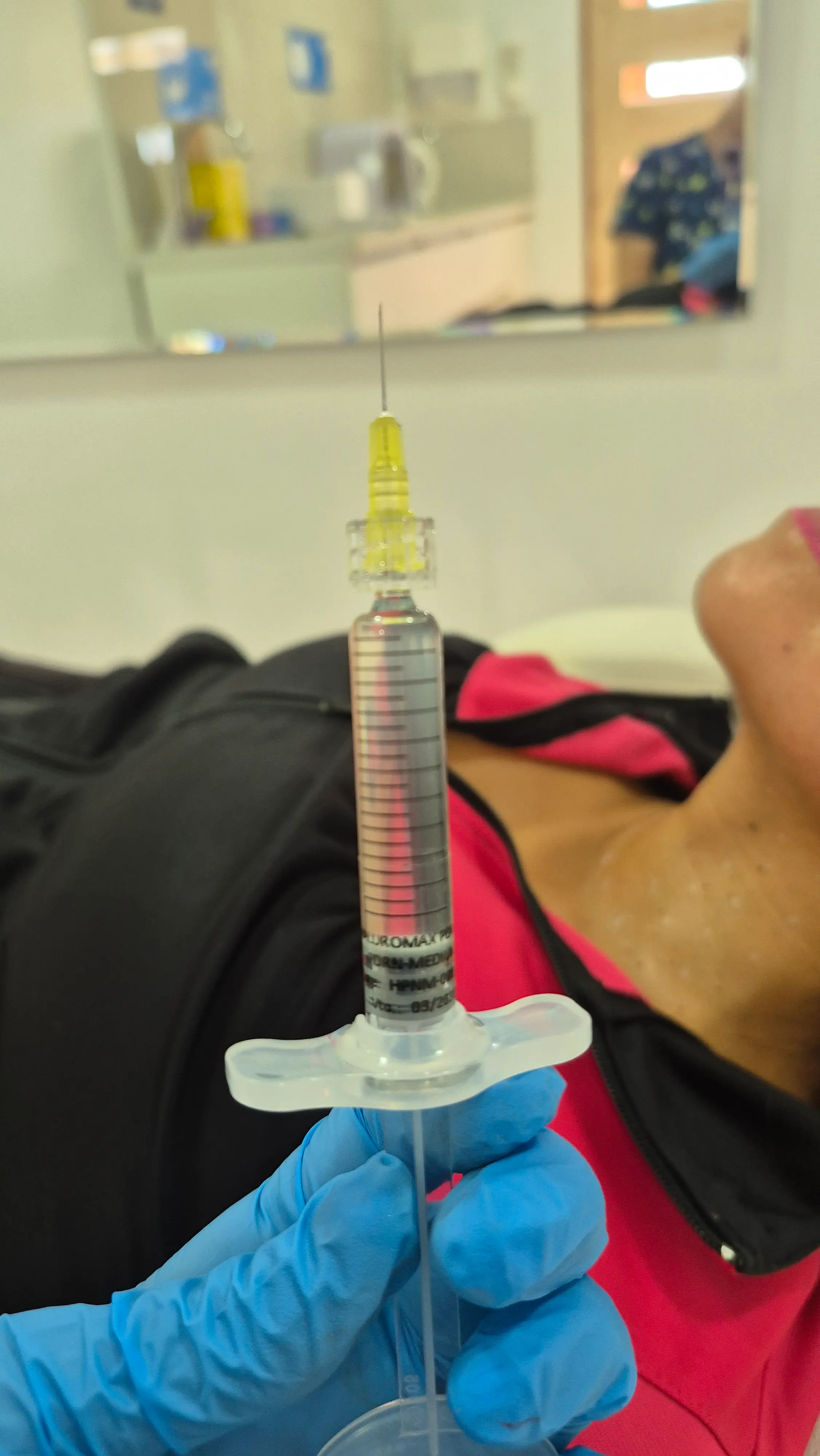Aplicación de polinucleótidos con microinyecciones en CheckVital La Serena